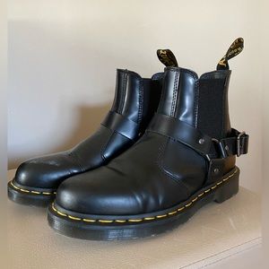 Dr.Martens Wincox boots
